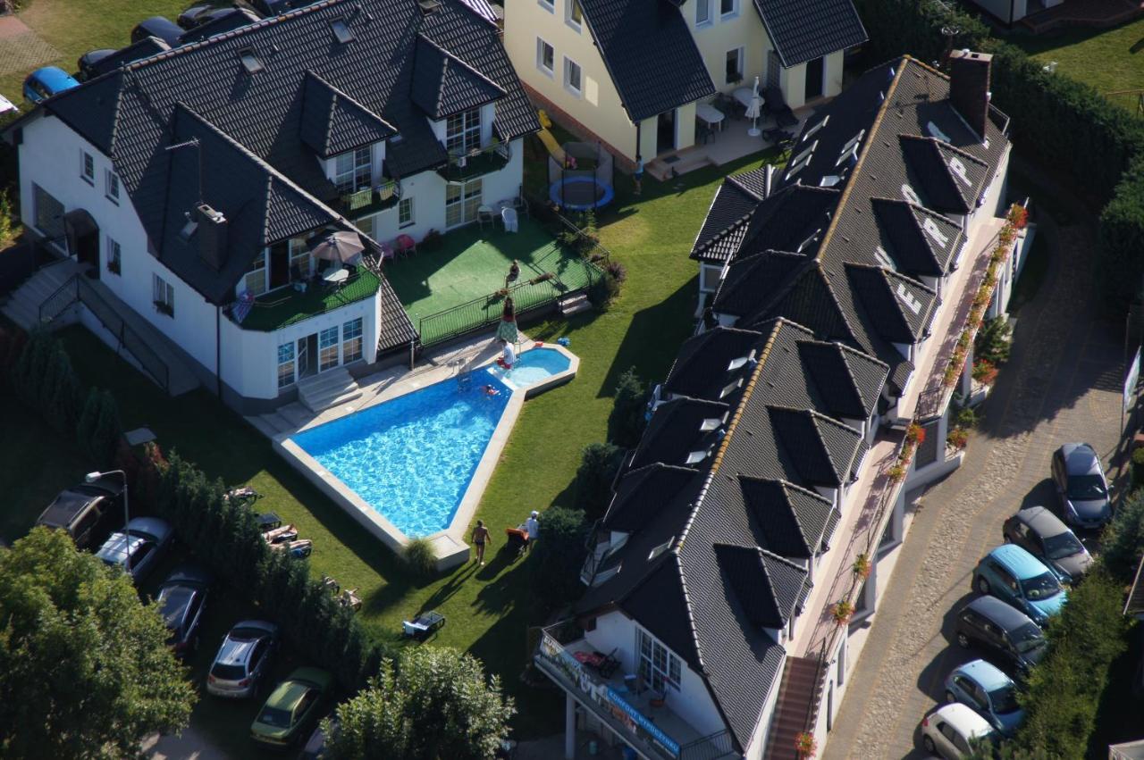 Europa Apartamenty トシェンサチ エクステリア 写真