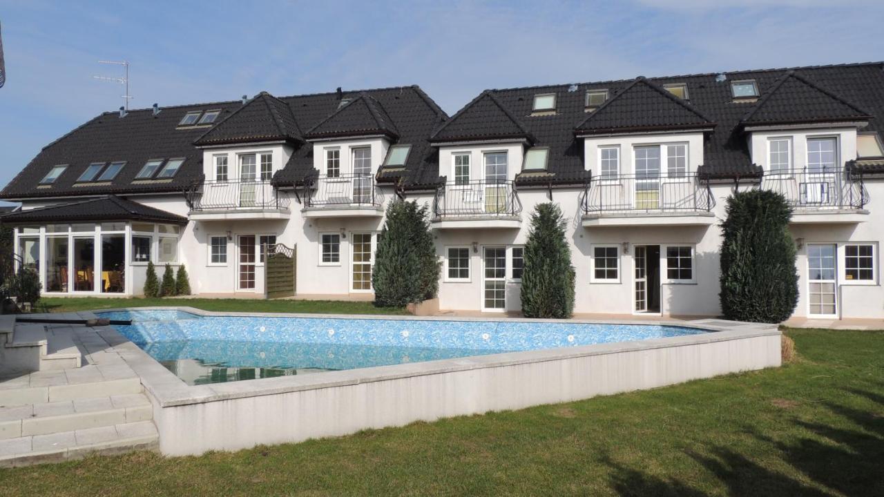 Europa Apartamenty トシェンサチ エクステリア 写真